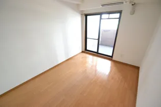 プレサンス新神戸【2階】の内装