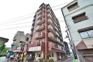 ライオンズマンション大倉山公園【2階】の外観