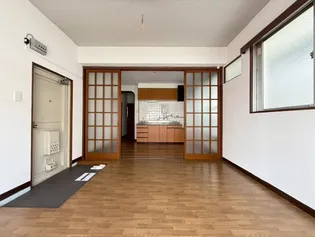 ランマンション【3階】の居間