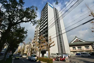 プレサンスコウベシフォン【2階】の外観