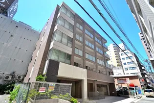 REGALO PLUS【2階】の外観