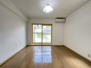 NOBSUN阪急六甲【2階】の居間