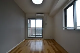 アバンサハウス【9階】の居間