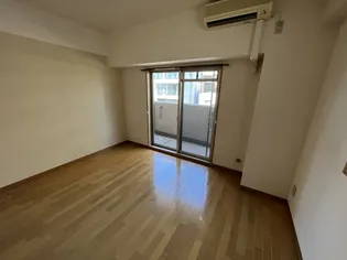 アスヴェル神戸元町【2階】の居間