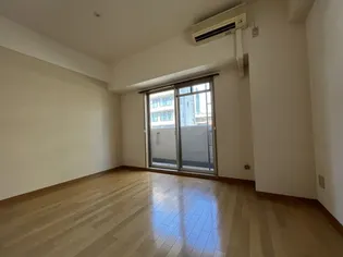 アスヴェル神戸元町【2階】の居間