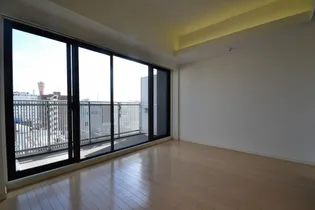 レジディア神戸元町【9階】の居間