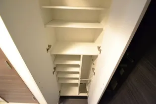 ポルトボヌール神戸湊川公園【12階】の玄関