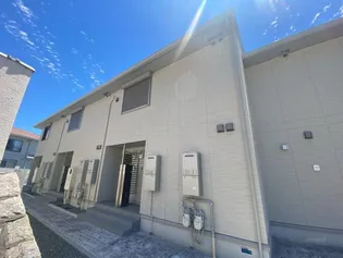 クローバー富士5号館【1階】の外観