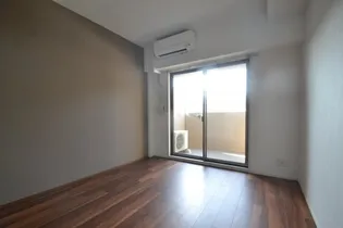 スプランディッド神戸北野【11階】の居間