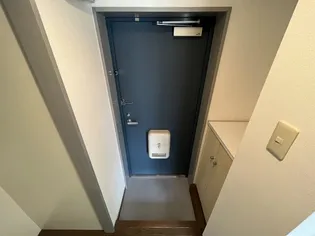 フォーラム王子公園【3階】の玄関