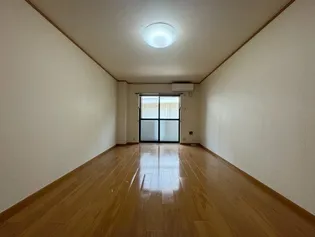 シェーンタール須磨【1階】の内装