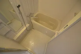 ボンニー元町【4階】の風呂