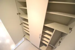 アドバンス神戸アルティス【10階】の玄関