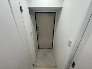 グランメール岡本【3階】の玄関