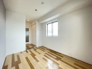 アバンサハウス【5階】の居間