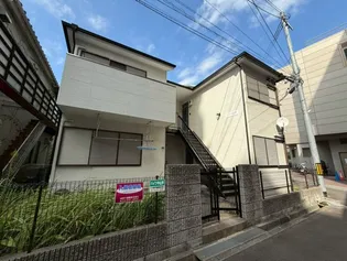 ハイツ中山手【1階】の外観