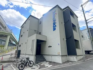 エヌエムサンカンテキャトフE棟【3階】の外観