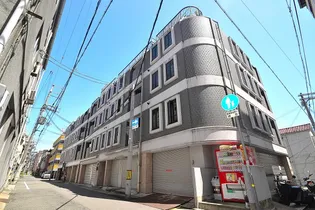 二宮ロイヤルハイツ【2階】の外観