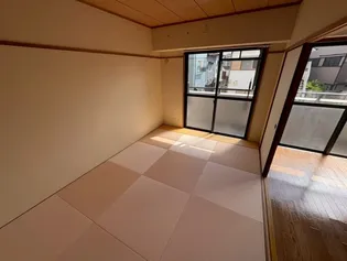 サンリッジ湊川【5階】の内装