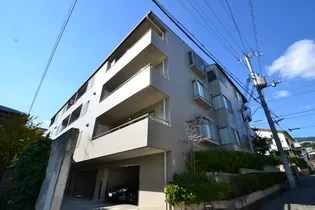 リエゾン楠丘【3階】の外観