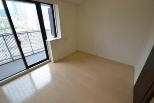 レジディア神戸元町【13階】の居間