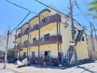 三景マンション【1階】の外観