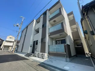 F ASECIA SUAVEの画像