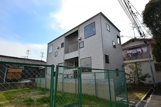 パロス山本通り【1階】の外観