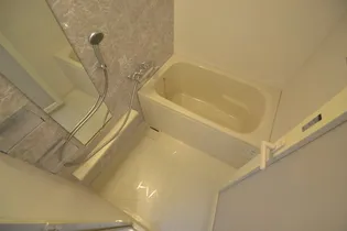 ボンニー元町【7階】の風呂