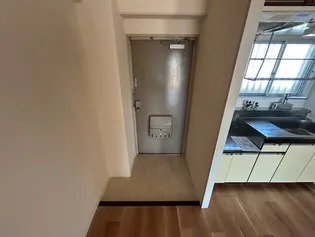 カンタル御影【5階】の玄関