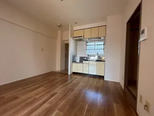 カンタル御影【5階】の居間