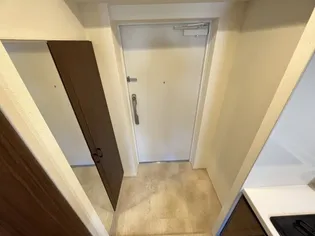 スプランディッド神戸北野【14階】の玄関