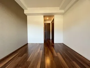 スプランディッド神戸北野【14階】の居間