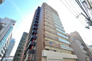 セレニテ神戸元町【8階】の外観