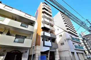 ユリシス新神戸【2階】の外観