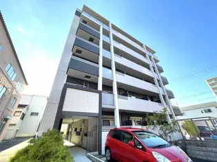 ブライジング【1階】の外観