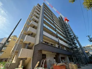 レジュールアッシュ神戸湊川公園【2階】の外観