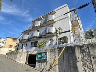 ラ フェ ブランシュ岡本の画像