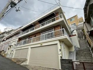 テラスハウスの画像