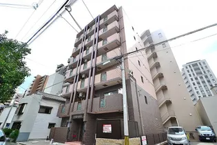 モンマール三宮【7階】の外観