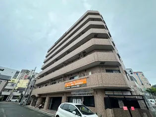 ロイヤル三ッ星3【2階】の外観