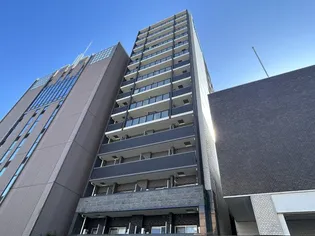 プレサンスKOBEグレンツ【7階】の外観