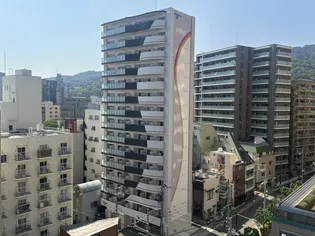 セレニテ三宮リアン【3階】の外観