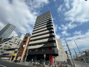 セレニテ元町アリエ【15階】の外観