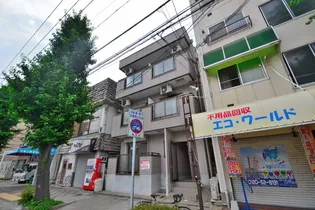 パニエ【3階】の外観