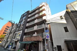 甲南シャトー三宮【4階】の外観