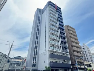 エステムコート神戸湊町【2階】の外観