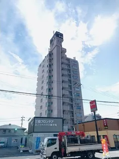 エステート鳴海【13階】の外観