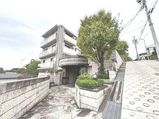 パルシオ東山元町【2階】の外観