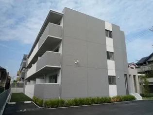 ルペルティア植田【3階】の外観